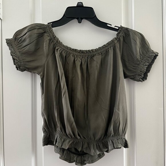 Arizona Jean Co. Womens Olive Green Off-The-Shoulder Rayon Blouse With Puff Slee - Picture 2 of 6
